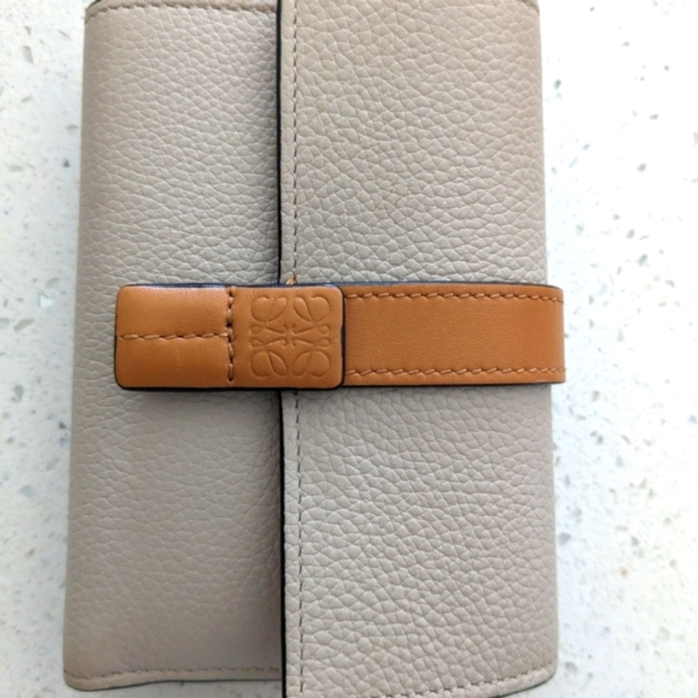 Loewe Small Vertical Trifold Calfskin Leather Wallet Oat/Honey